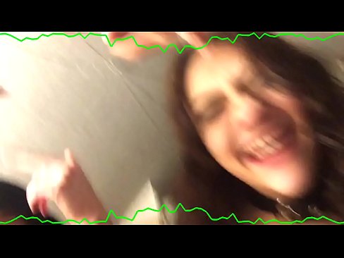 ❤️ 两位性感的黑发美女情感内裤留住混蛋古怪的婊子 ️ 性爱